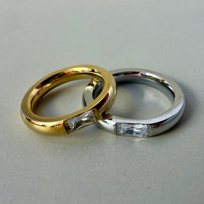 Donatella Ring