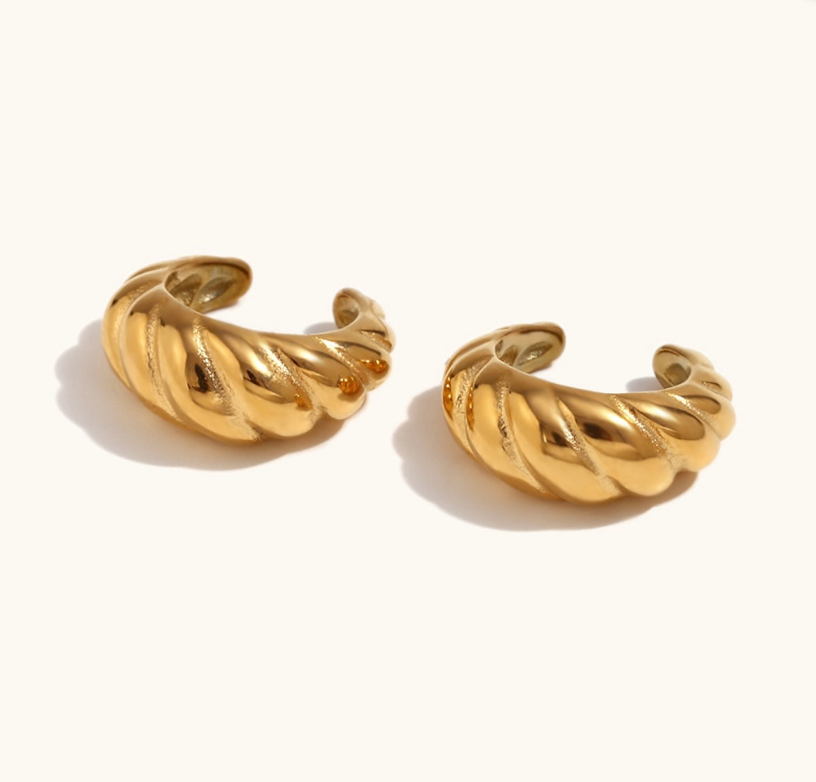 Blanca Earcuff