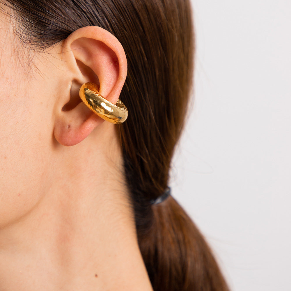 Mabel Earcuff