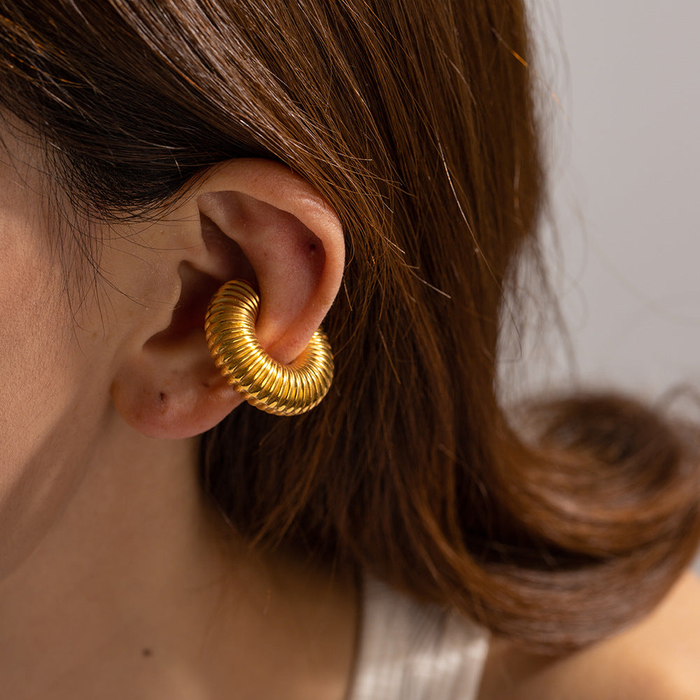 Mabel Earcuff