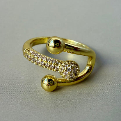 Monique Ring