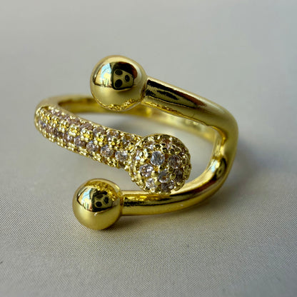 Monique Ring
