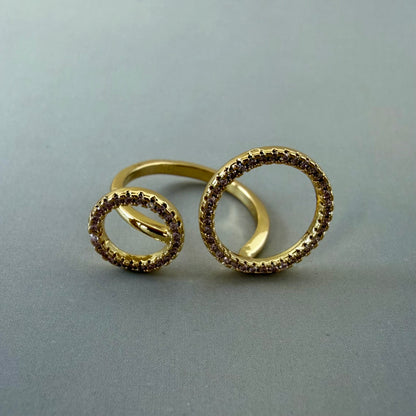 Cinthia Ring