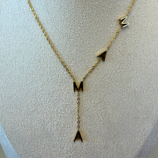 Mamá Necklace