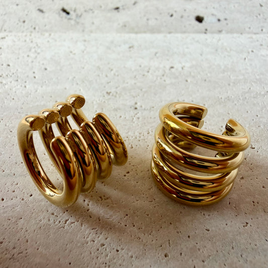 María Antonieta Ear Cuff
